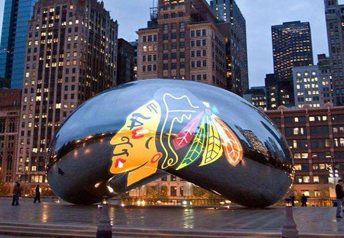 cloudgate_blackhawks_2013_0625_.jpg